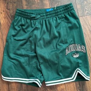 Adidas Originals Shorts Kids Boys Size Large Green JW1986 NEW